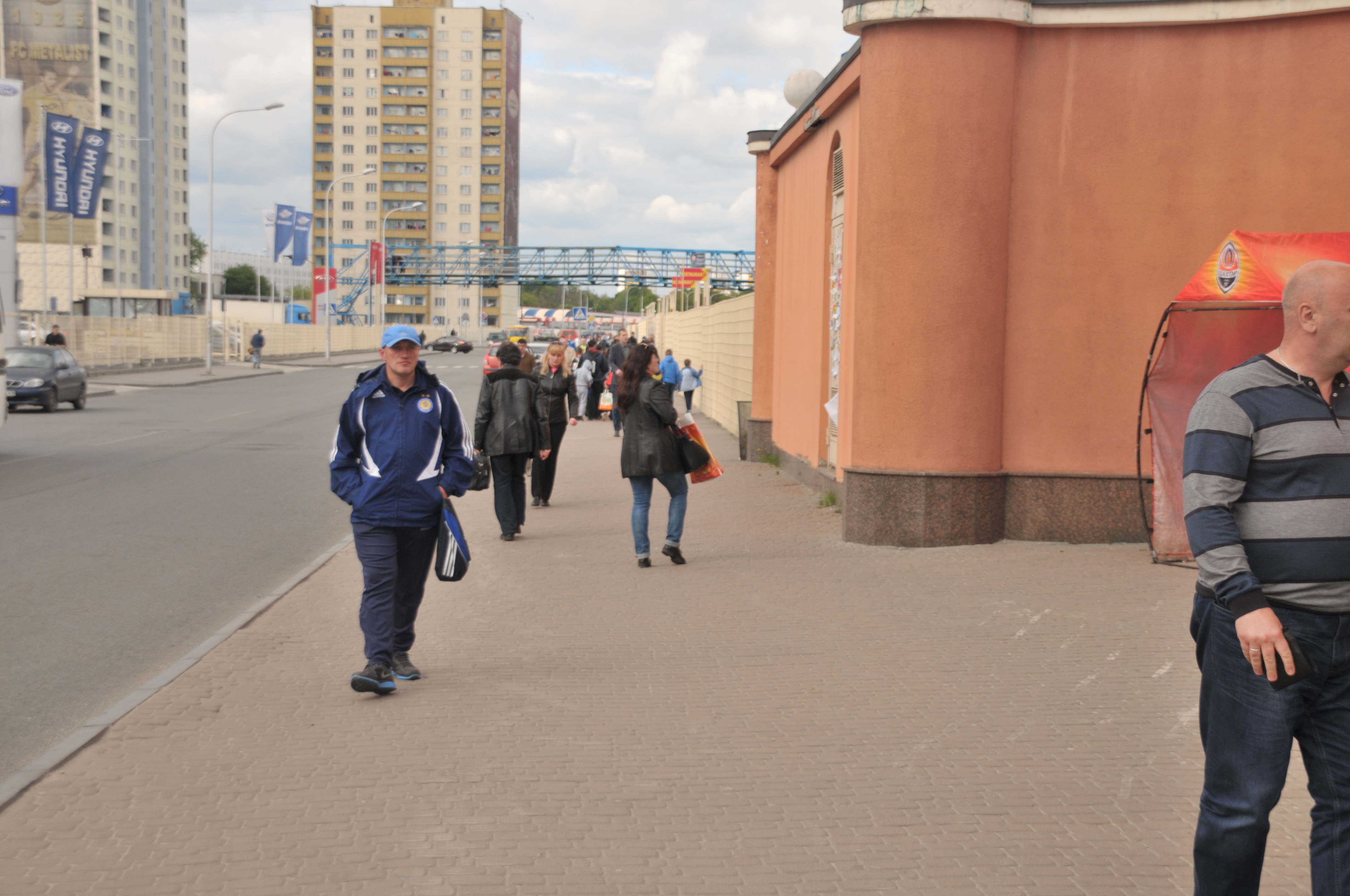 Футбол в большом городе. Фоторепортаж из Харькова - изображение 18