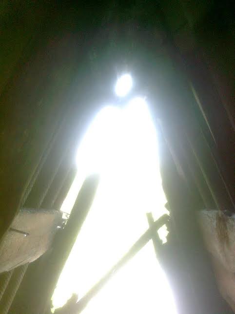 На Полтавщине над пламеневшим домом взялся ангел с мечом(фото)