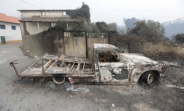 Лесные пожары в Португалии: численность жертв возрастило до 64