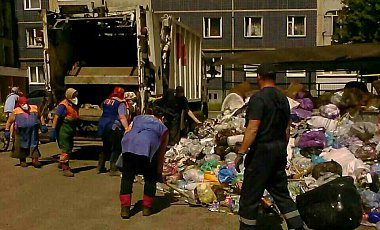 Из Львова вывезли вяще половины накопленного мусора - ОГА