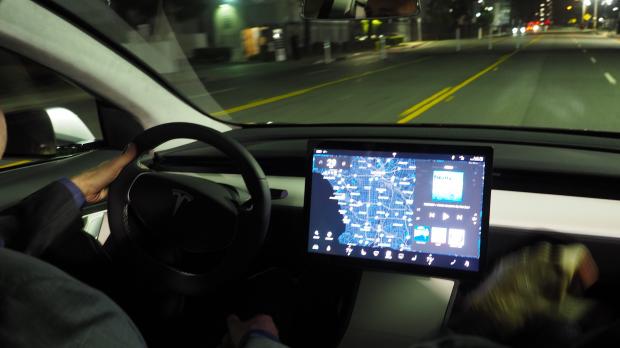 Tesla Model 3: анонсирован старт серийного производства электрокаров