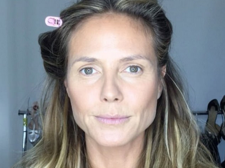 44-летняя Хайди Клум не стесняется селфи без макияжа