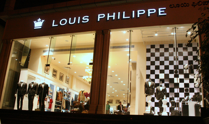 Здесь одеваются некоронованные короли – стильный дизайн магазина louis philippe