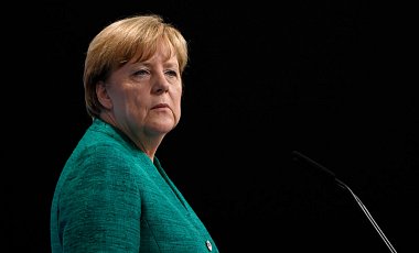 Меркель анонсировала телефонный беседа в нормандском формате