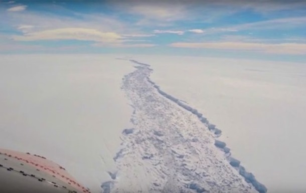 Отколовшемуся в Антарктиде айсбергу пророчат десятки лет существования