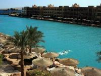 Украинцам в Египте советуют в кратчайшие сутки не покидать отель