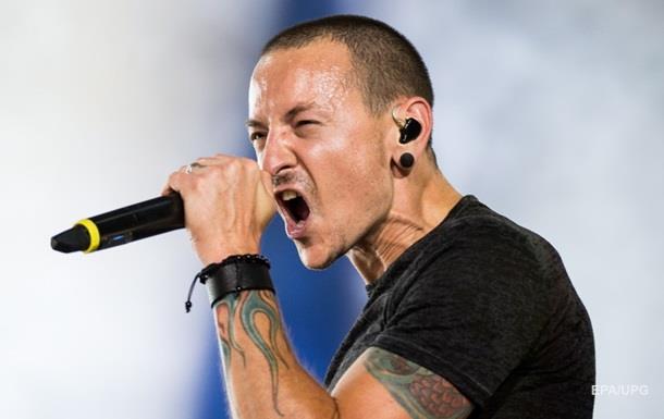 Суицид лидера Linkin Park сравнили с самоубийством Конелла