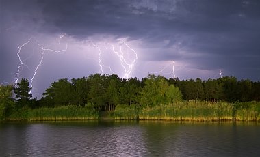 Погода в Украине: на 22 июля обнародовали штормовое предупреждение