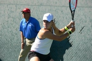 Калинина и Ястремская пробились в четвертьфинал в Праге