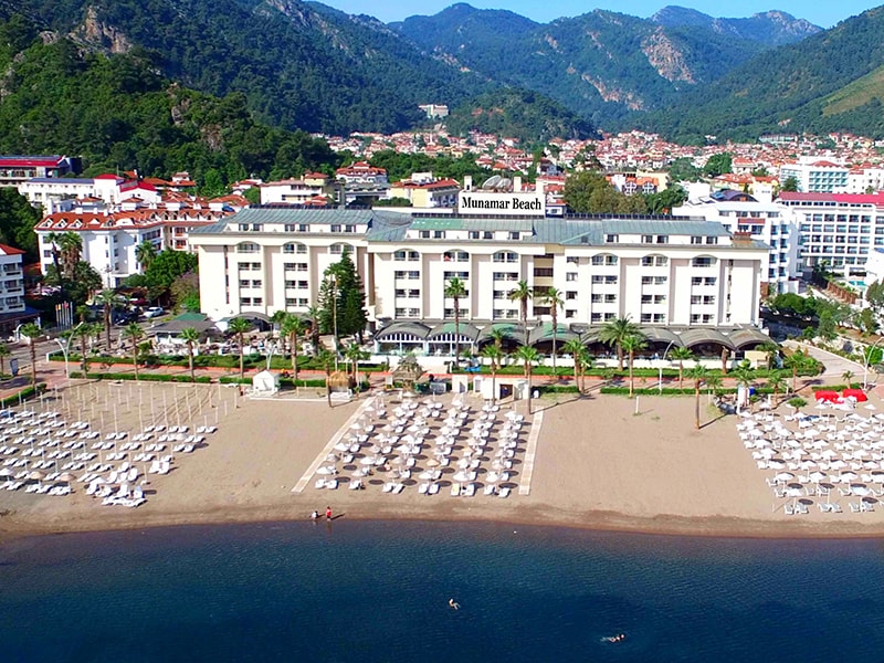 Туристов выселили из отеля в Турции. В чем девало?