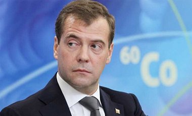 Медведев о новоиспеченных санкциях США: России обнародована торговая война