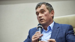 Миллионер Хмельницкий свел доля бизнеса в инвестиционную группу UFuture