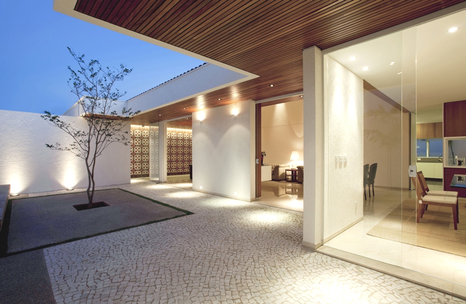 Магия южной ночи: стильный дом гедда от архитектурной студии mustafa bucar arquitetura, бразилия
