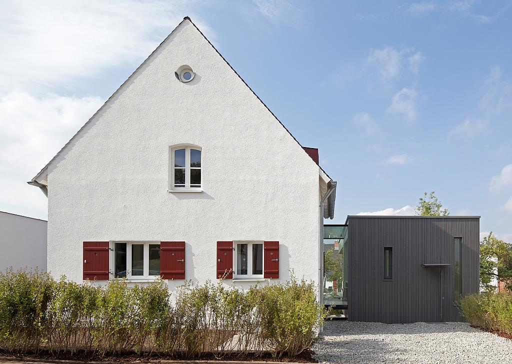 Немецкий дух дизайна или традиции германского дома в оригинальной пристройке от fabi architekten