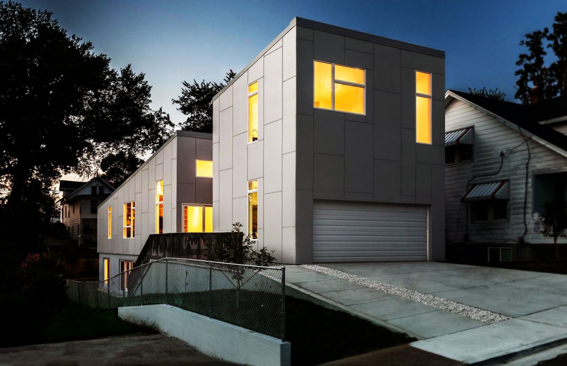Необыкновенный дом под наклоном в 10°, окружённый пышной зеленью — оригинальная работа howeler + yoon architecture