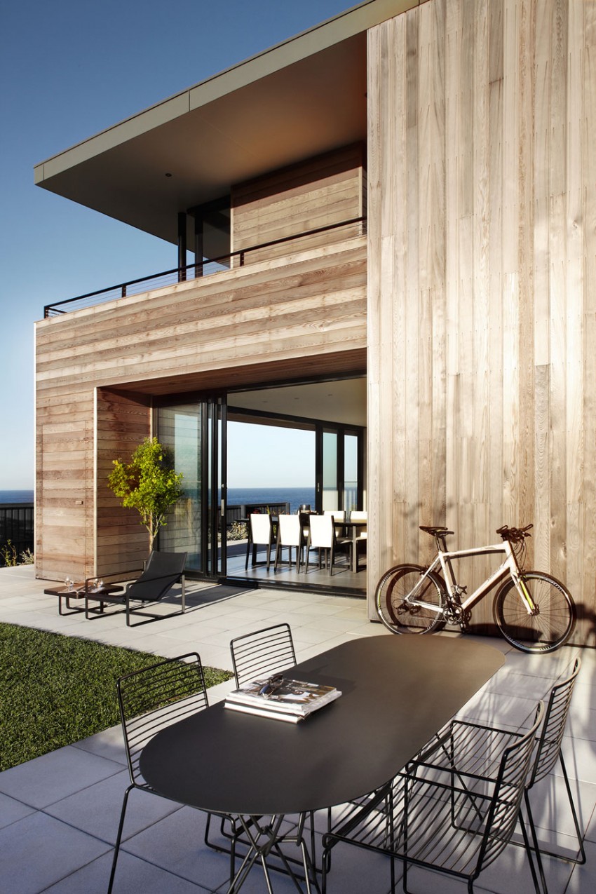 Дом на побережье нового южного уэльса от design studio с захватывающим видом на знаменитый пляж gerringong, австралия