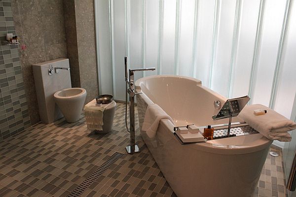 Недорогие обновки для ванной: оживите интерьер с пользой для глаза и кошелька