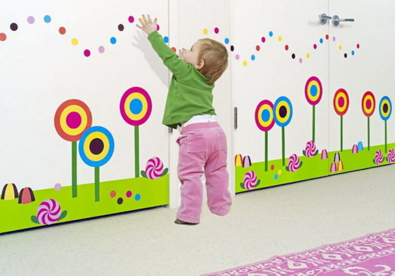 Сделайте из детской цветущий сад ? декорируйте стены забавными наклейками wall-decals